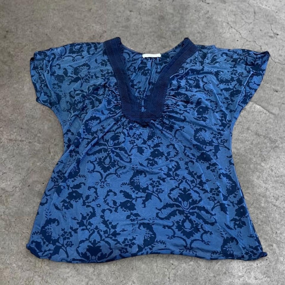 ⭐y2k navy blue lace trim floral bat sleeve baby doll top‎ medium